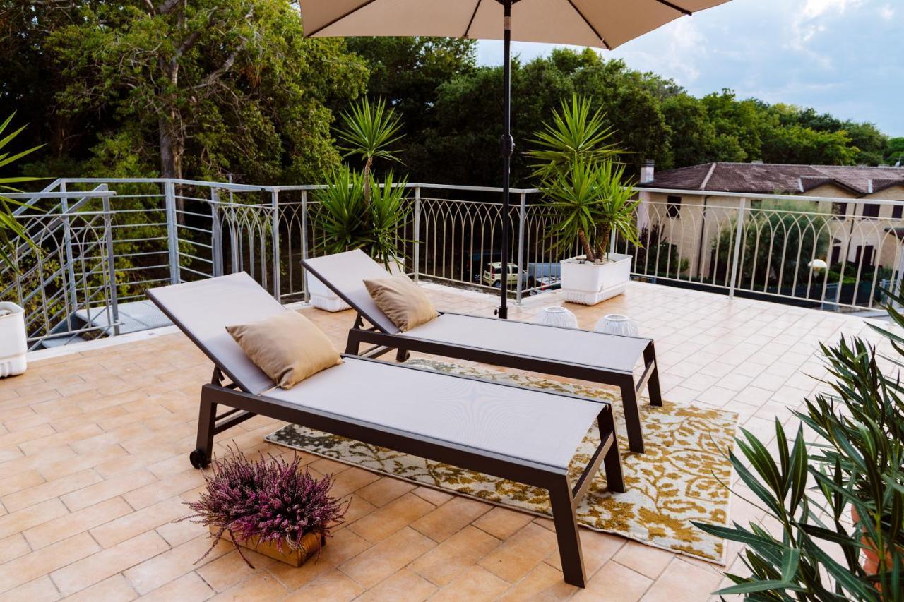 Marche Full Experience-Apartments Porto SantʼElpidio Buitenkant foto