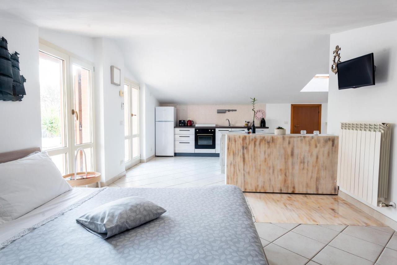 Marche Full Experience-Apartments Porto SantʼElpidio Buitenkant foto